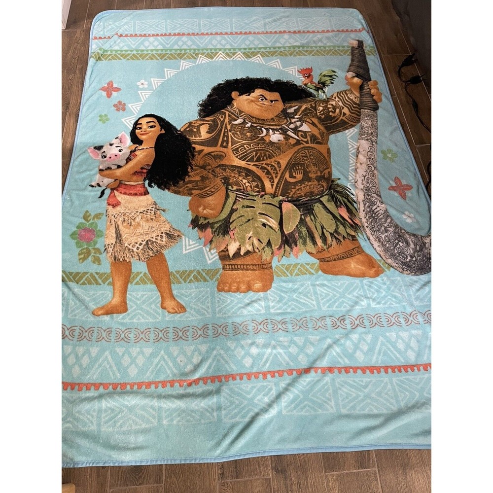 Disney Moana Plush Blanket Maui Pua Pig Hei Hei 86x57 inches Blue Sanitized BIG!